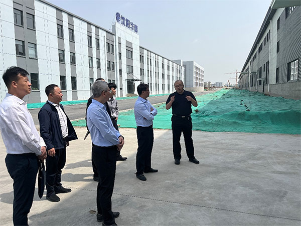 �����������ͬӪ������ƪ������������ʡ���е�ί��ǡ��г�����һ�и�AGGAME���ſ�չ������̸